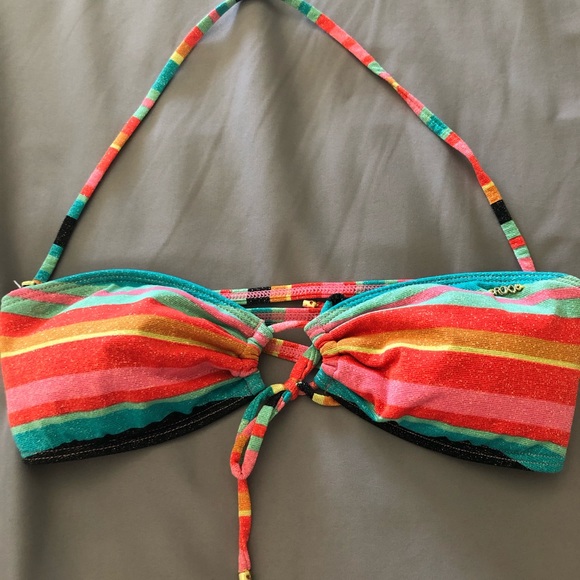 Shimmery bandeau top as swim top or summer outfit - Picture 2 of 5